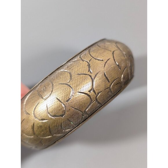 Vintage Brass Carved Style Flower Bangle Bracelet Chunky Tribal Bold 8 in - Picture 3 of 10